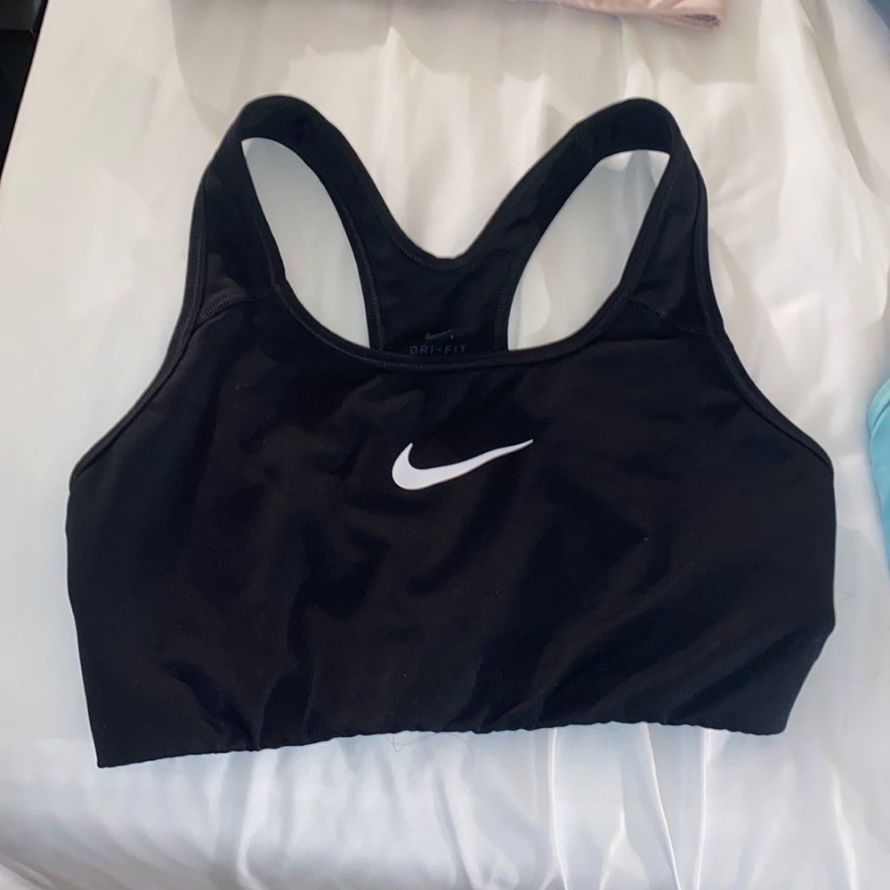 Black Nike sports bra